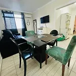 Apartamento Meia Quadra Do Mar